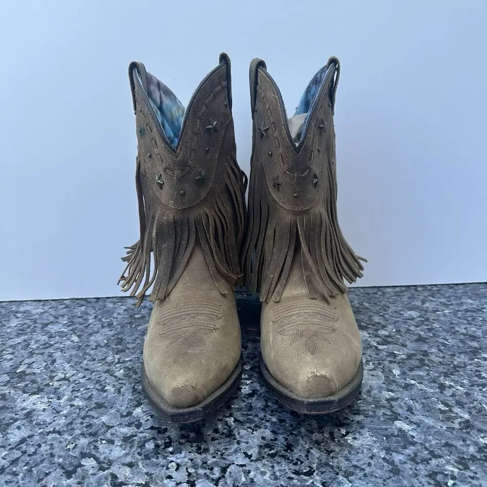 Dingo Women's size 10 Hang Low Fringe Brown Leather Western Ankle Boots DI7441